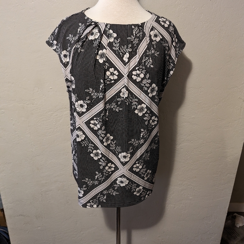 Liz Claiborne‎ Floral Blouse